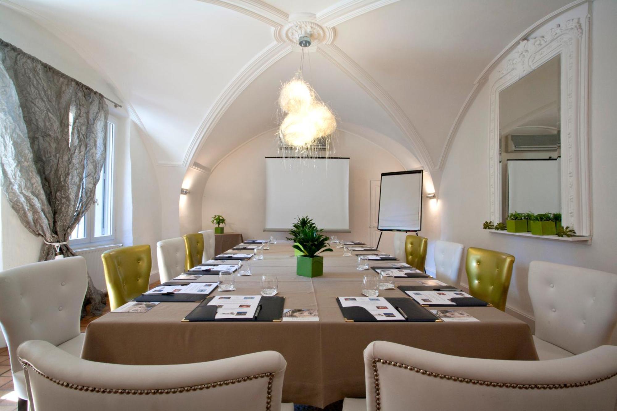 Le Castellas Hotel & Spa - Teritoria Collias Zewnętrze zdjęcie
